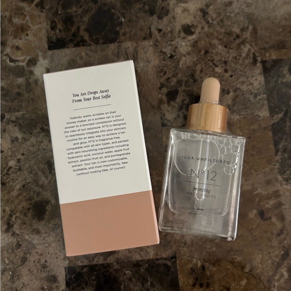 Lux Unfiltered N°12 Bronzing Face Drops 1.0 oz Fragrance Free Skincare Face New - Picture 3 of 6